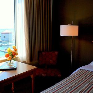Room Two Double Beds Lake View